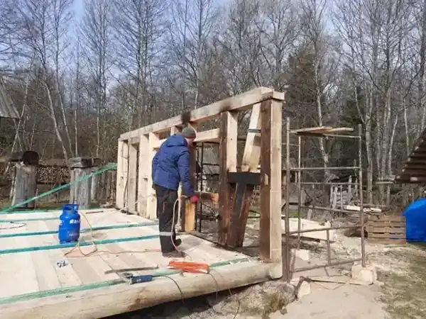 Stara Chata — praca Aliaksandra Kurbana