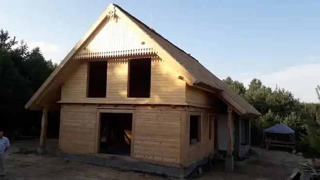Stara Chata — praca Aliaksandra Kurbana