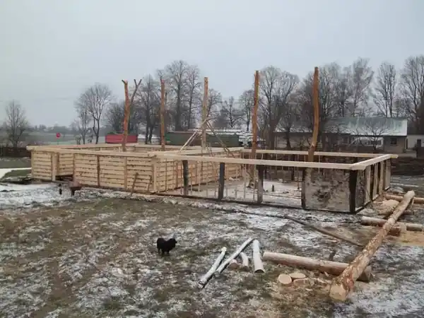 Stara Chata — praca Aliaksandra Kurbana