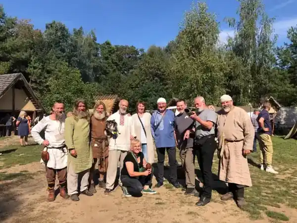 Stara Chata — praca Aliaksandra Kurbana